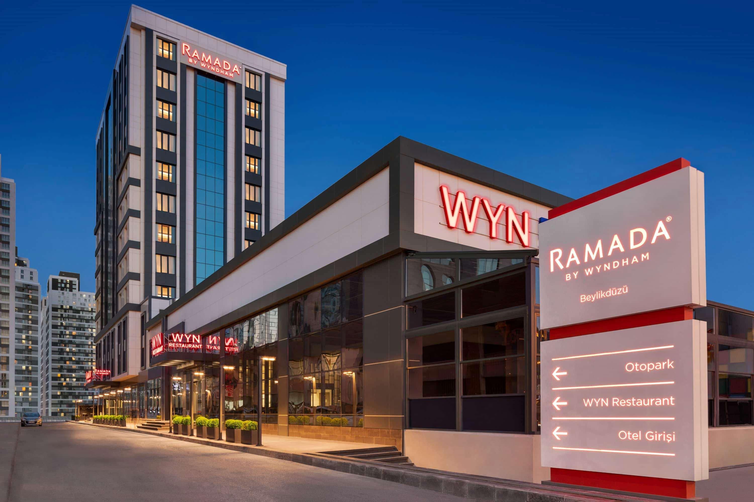 Hotel Ramada By Wyndham Beylikduzu Istanbulská provincie Exteriér fotografie
